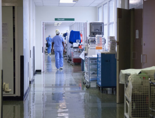 Nearly 1 in 5 UK emergency department patients cared for in corridors/waiting rooms